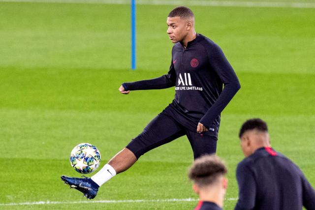 库里23分詹姆斯33+7+11浓眉缺阵 勇士大胜湖人