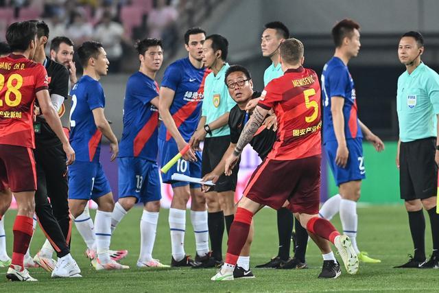 陈盈骏21分广州胜新疆 施韦德三双山西胜同曦